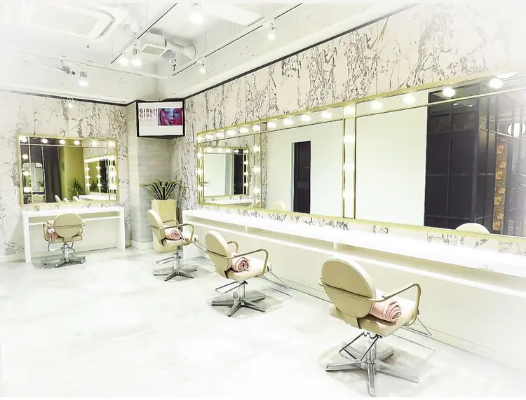 アマンドールの内観・外観2