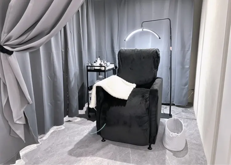 FaB 千葉店の内観・外観1