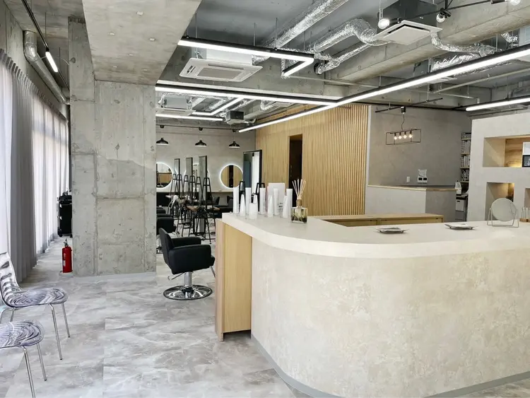 Tint by aloの内観・外観1