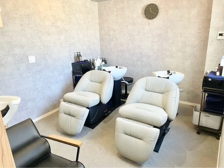 髪質改善美容室bokuno町田店の内観・外観2