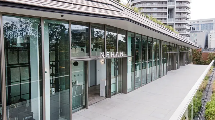 SALOWIN表参道　arist店の内観・外観3