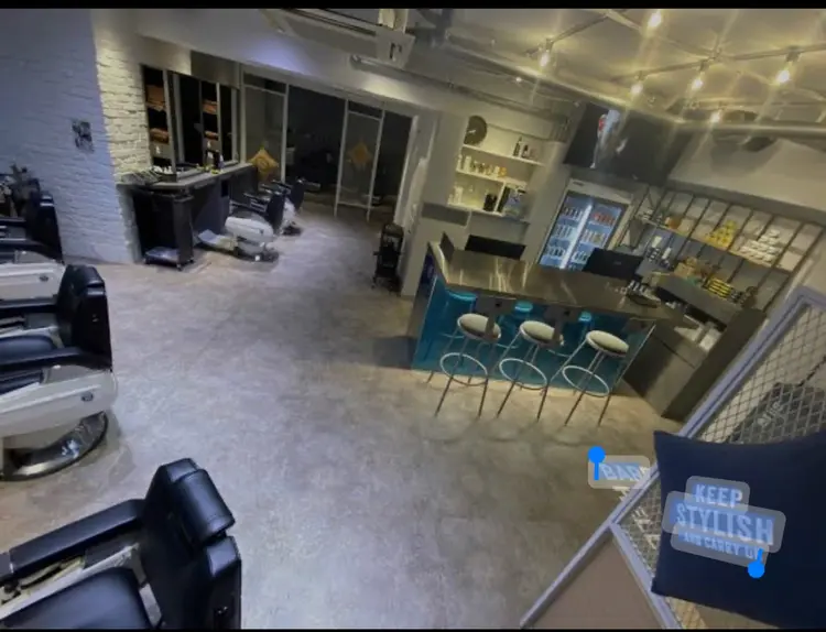 GLASSY BARBER&SUPPLY【グラッシーバーバーアンドサプライ】の内観・外観3