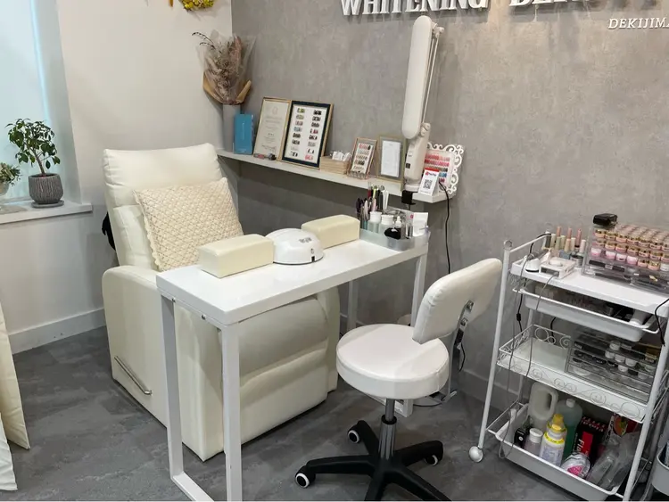 riri nailの内観・外観1