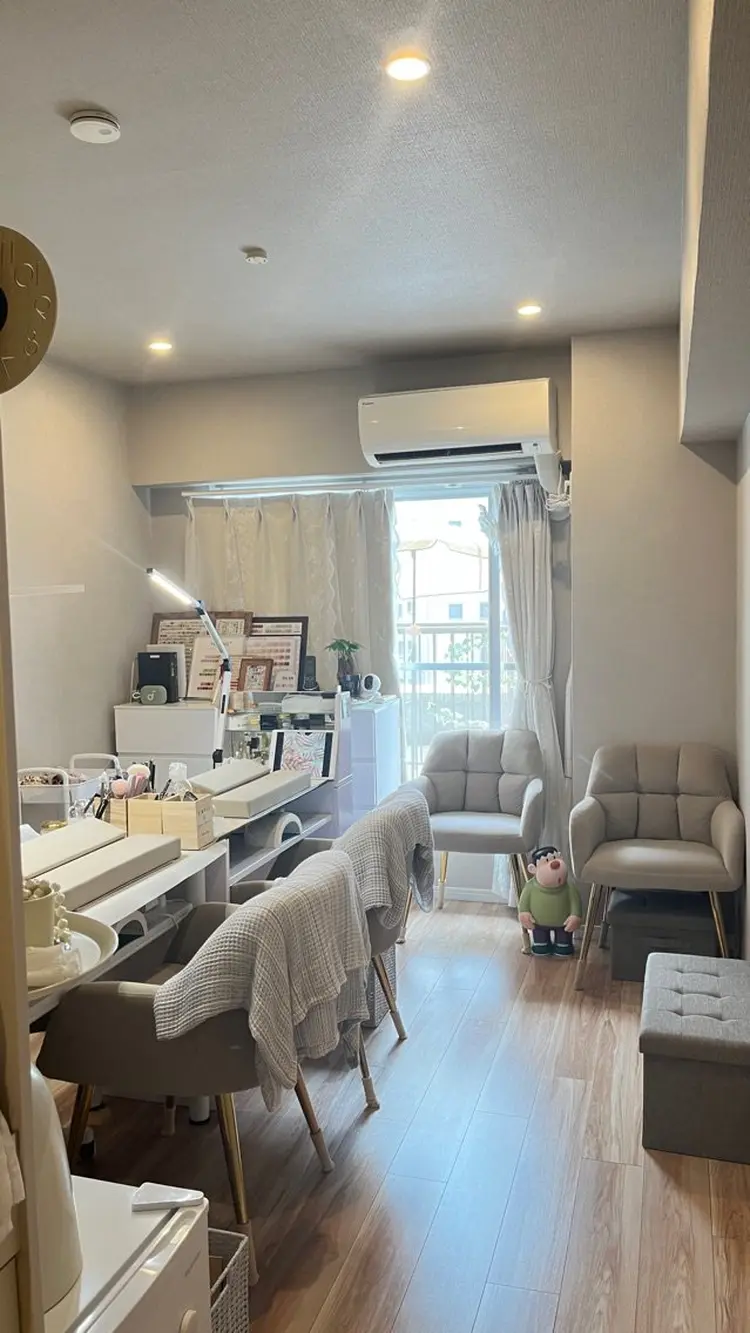 Sara Nail salonの内観・外観1