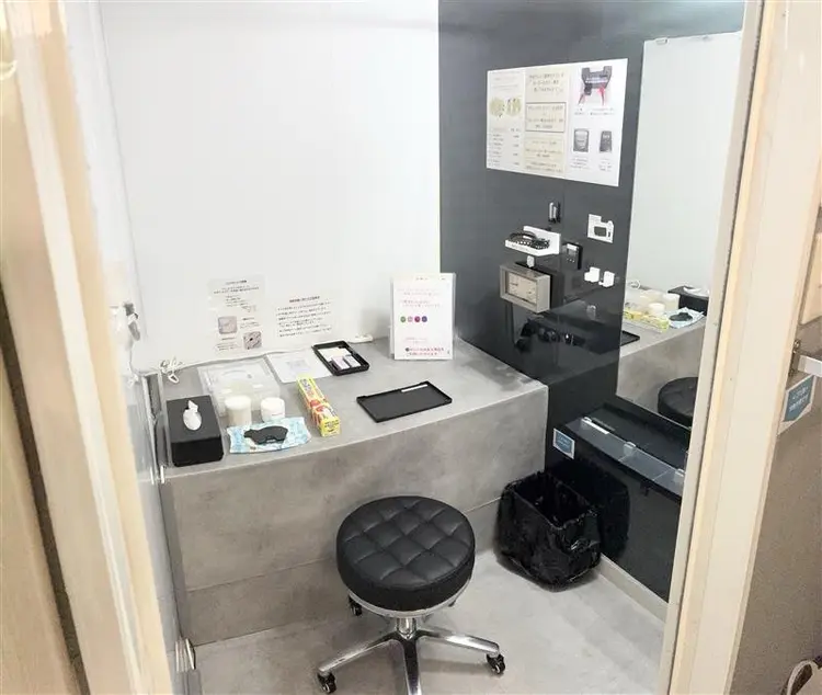 ホーユーセルフカラーショップ金山駅前店の内観・外観3