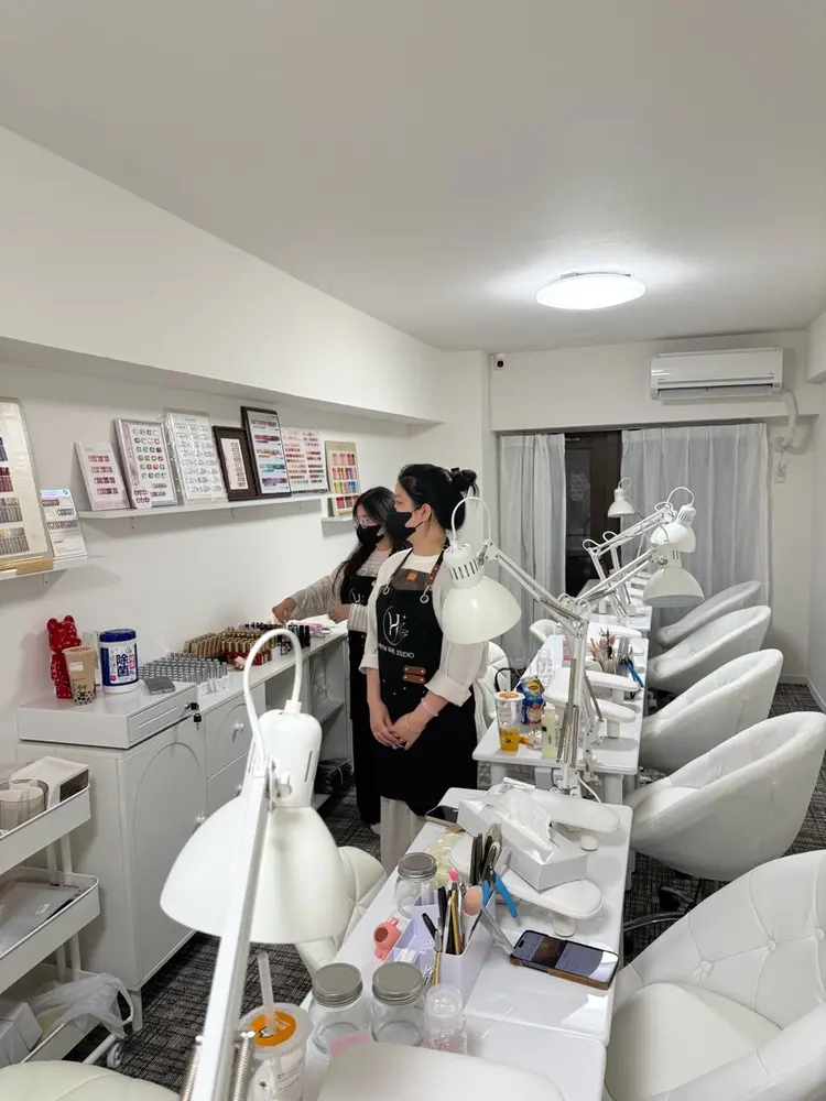 Huyn Nail Studioの内観・外観1