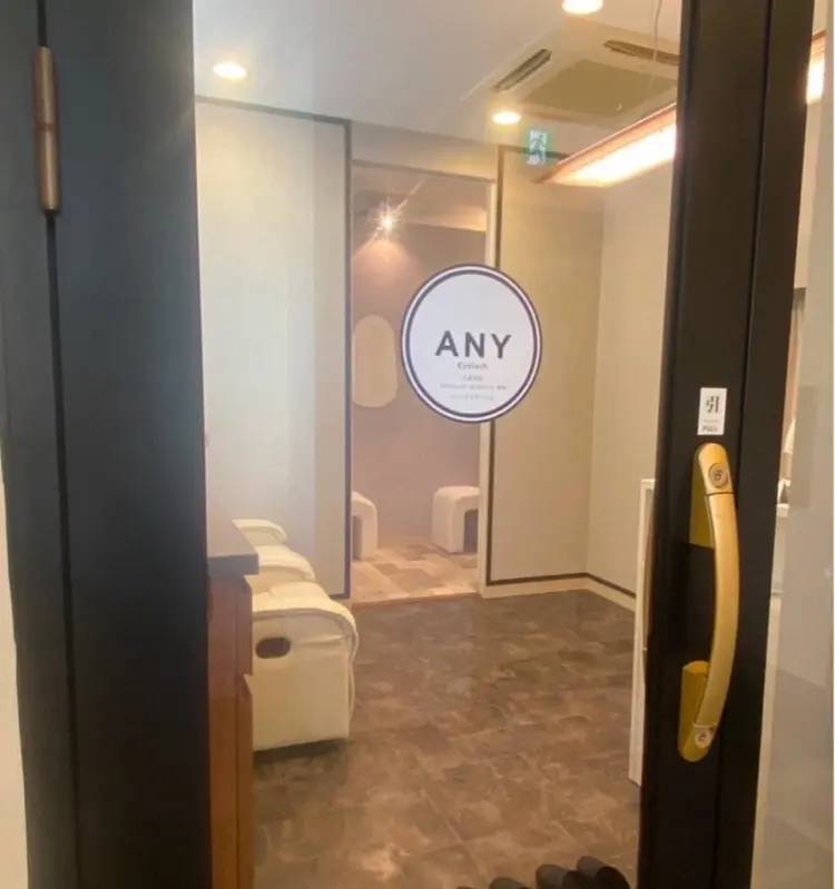 ANY Eyelash 久留米店の内観・外観1