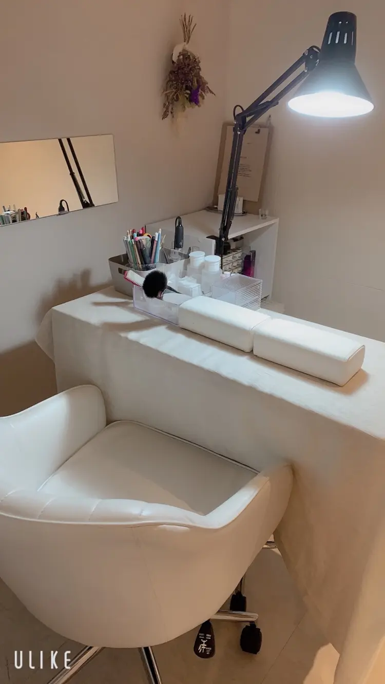 moRE  JAPANの内観・外観2