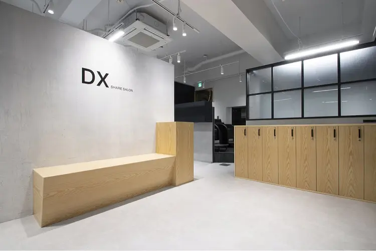 DX SHARE SALON HARAJUKU原宿の内観・外観1