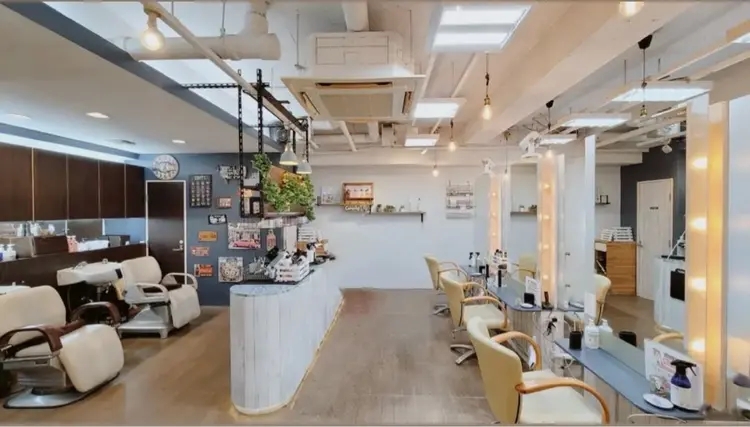 ANSA  hair 椥辻店の内観・外観1
