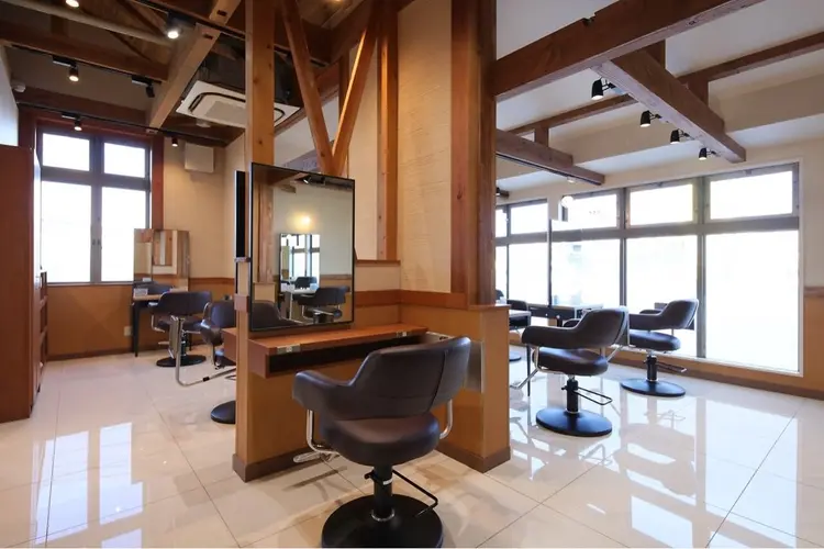 hair salon SERAの内観・外観1