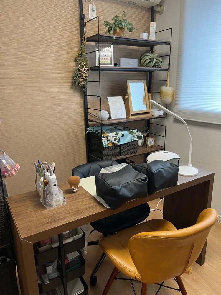 NAIL SALON MOMOKAの内観・外観1