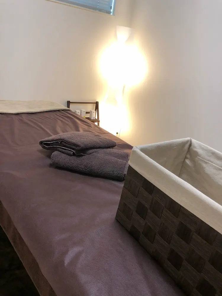 眉とお肌の専門サロンの内観・外観2