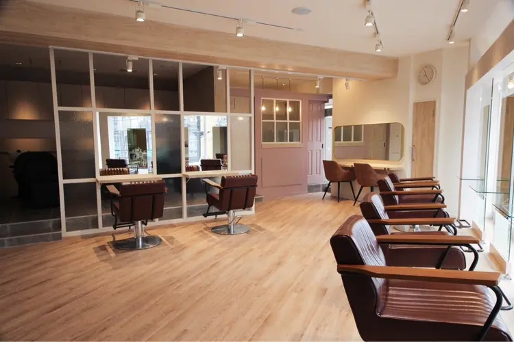 perfume by afloat 南流山店の内観・外観1