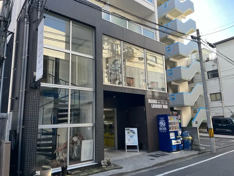 ドライヘッドスパ専門店癒し〜ぷ松山店の内観・外観2