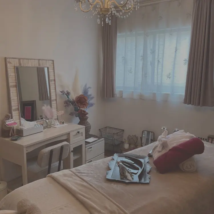 華ト花瓶。の内観・外観2