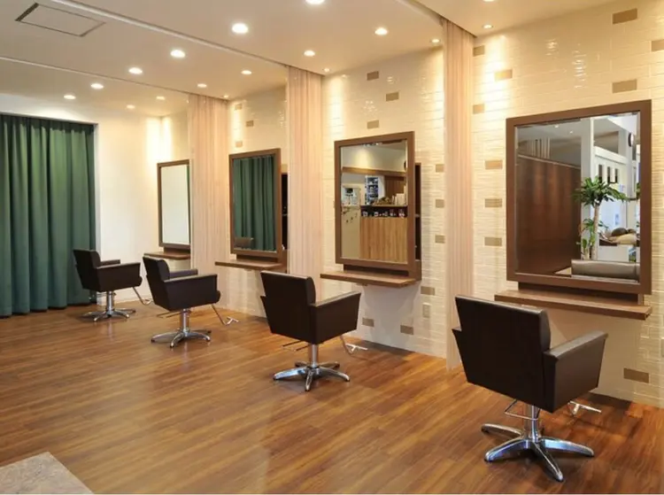 タカミ荒子店の内観・外観1