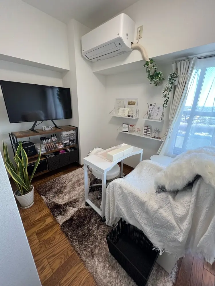 nail   BLUMEの内観・外観1