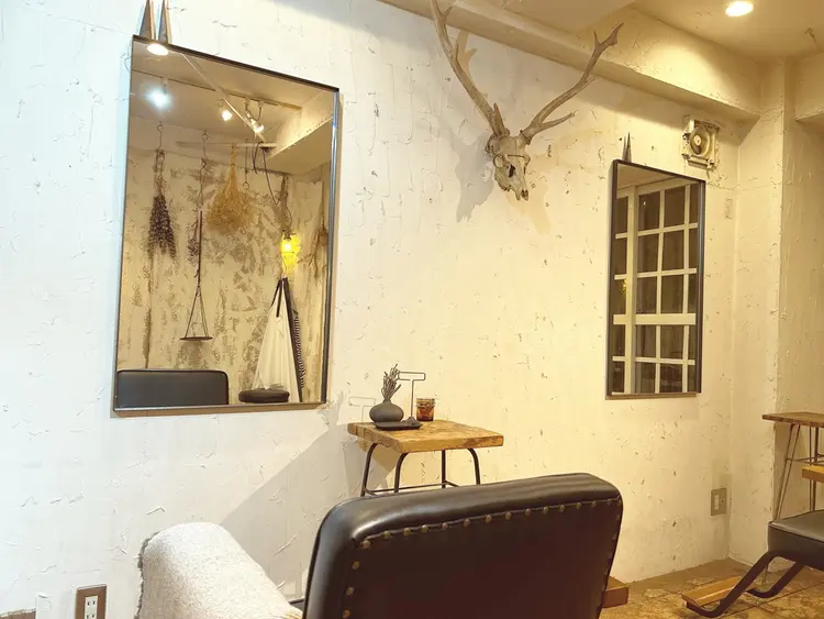 toiro by lien hair atelierの内観・外観1