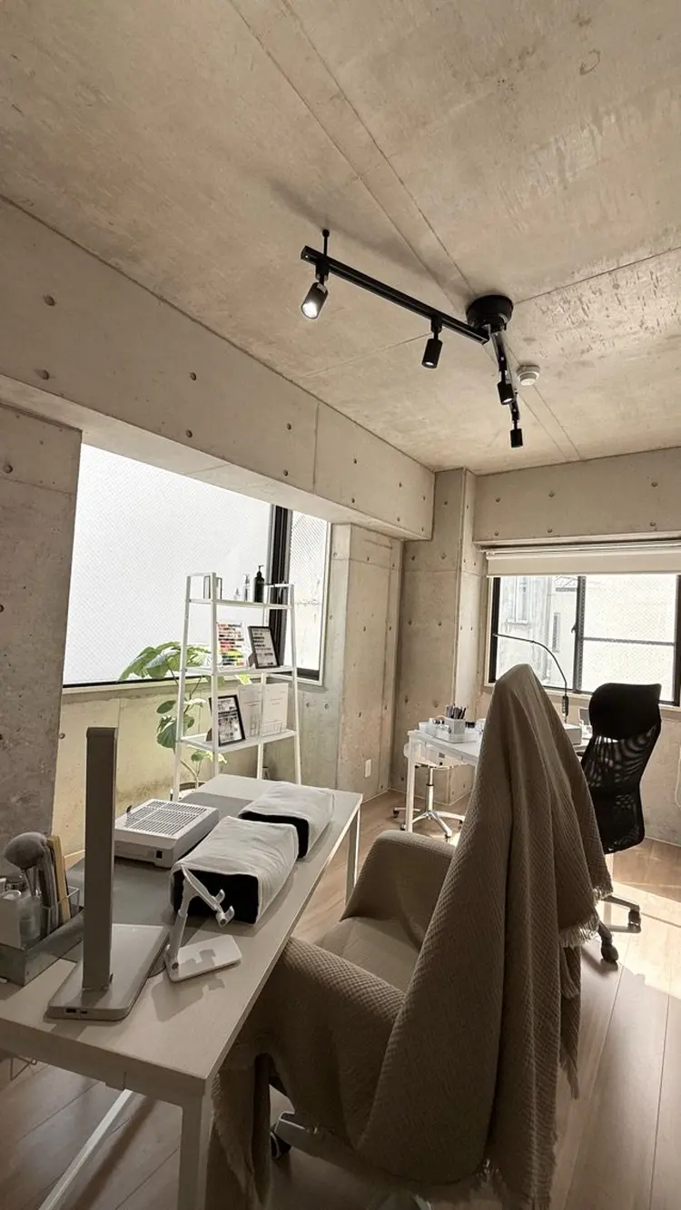 nail salon mumeiの内観・外観1