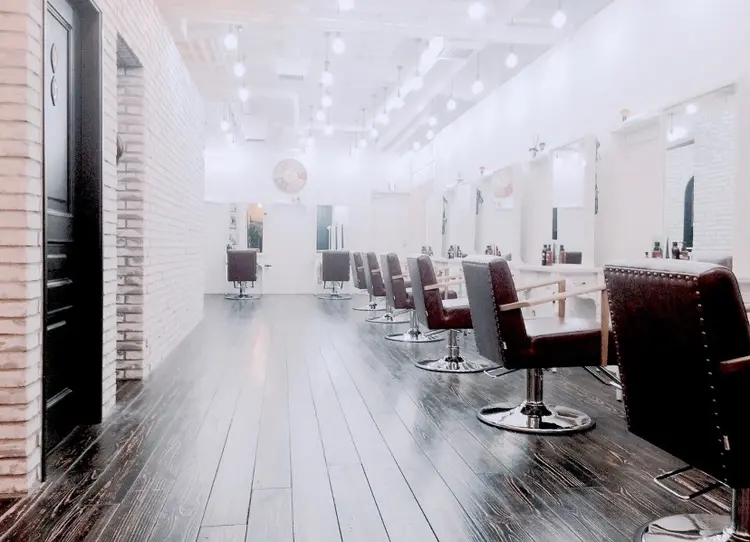 anliの内観・外観1