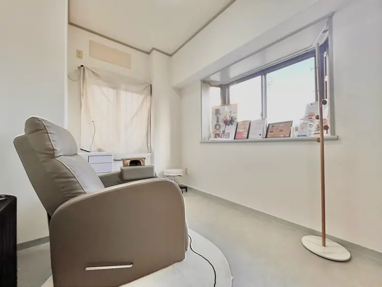 RIONnail(リオンネイル)の内観・外観1