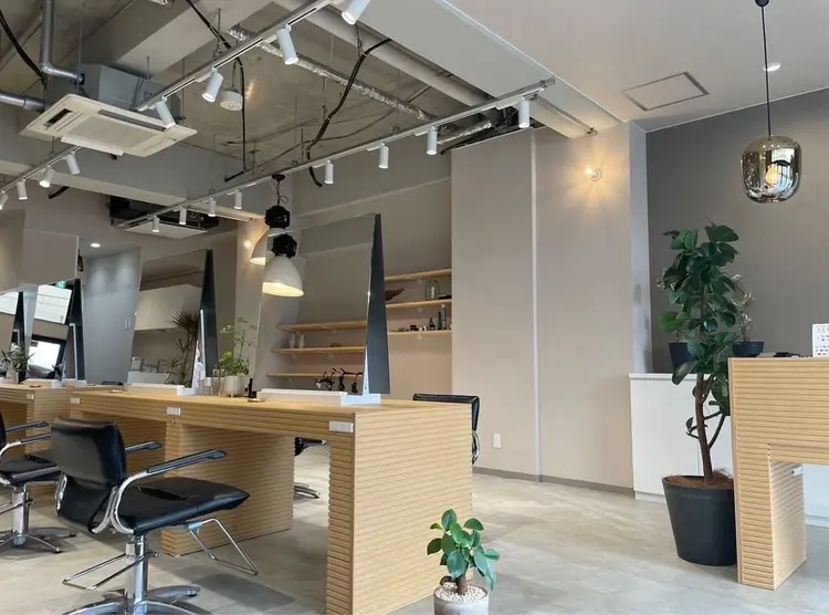 n i r .の内観・外観1