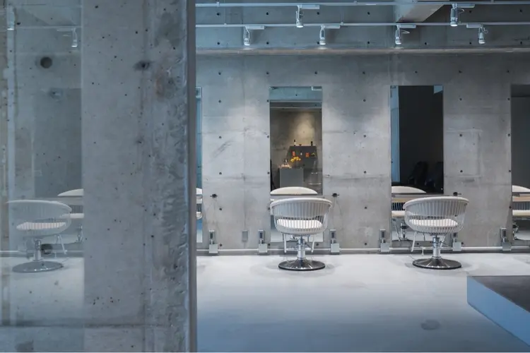 IDEN AND TITYの内観・外観1