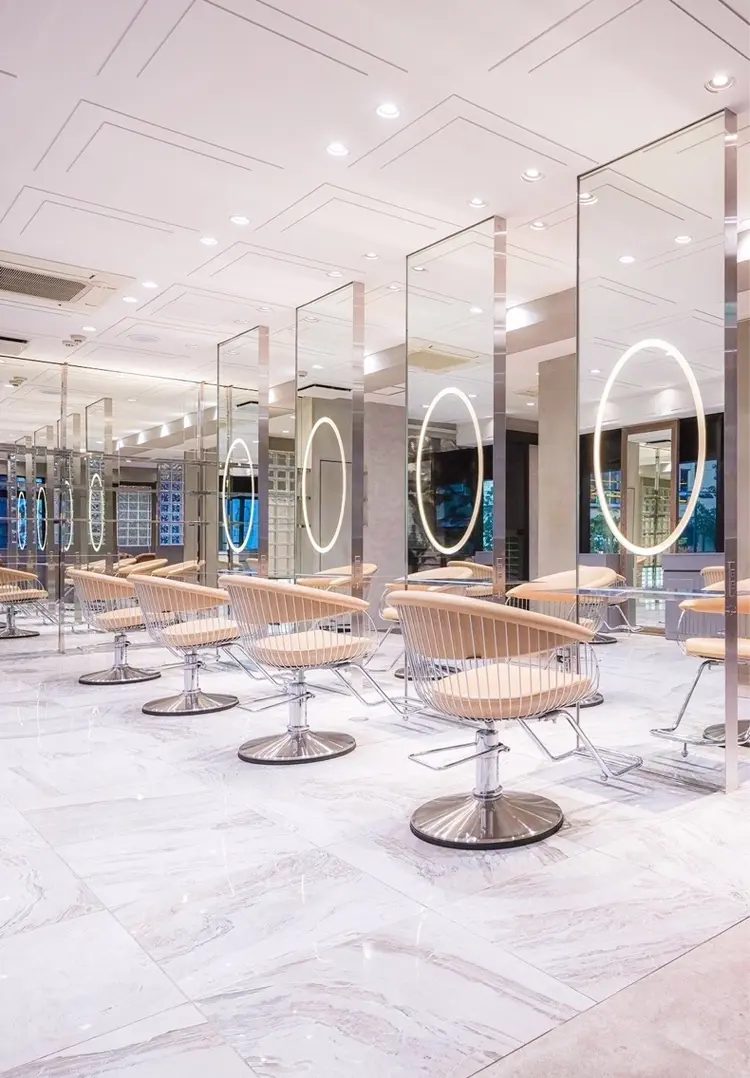 Lond jeloudの内観・外観1