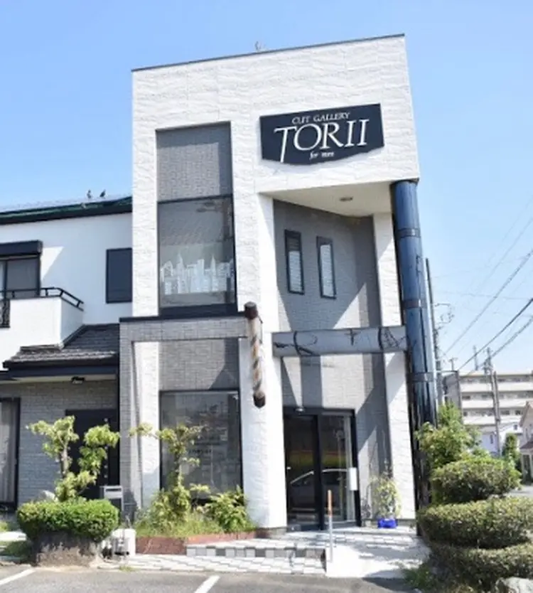 カットギャラリートリイの内観・外観1