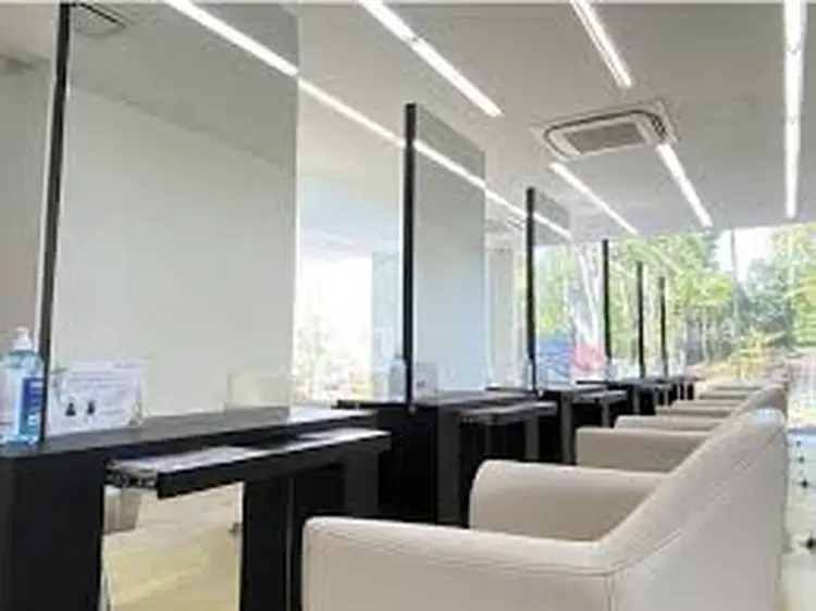 シュールカトルの内観・外観2