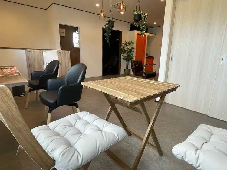 ファミリーカットサロンセブンの内観・外観2