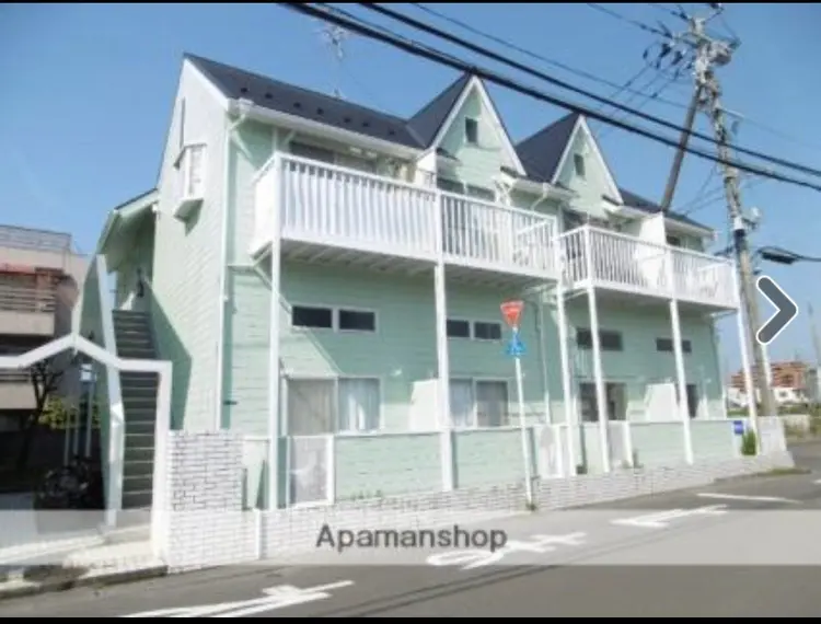 R'ece nailの内観・外観2