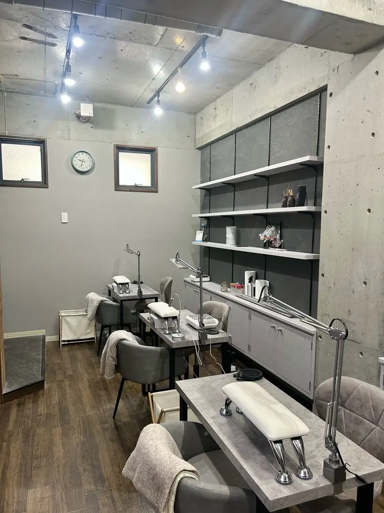 IROHA Nailの内観・外観3