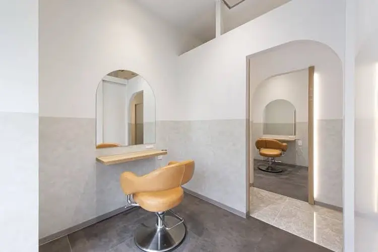 SALOWIN札幌大通店の内観・外観2