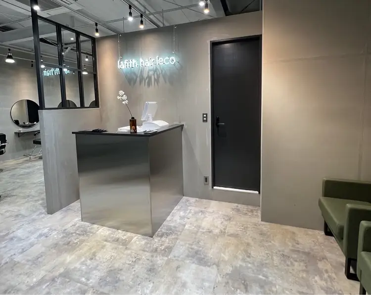 La fith hair leco【ラフィスヘアー　レコ】の内観・外観1
