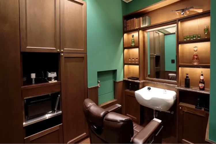 HIRO GINZA BARBER SHOP 丸の内店の内観・外観3