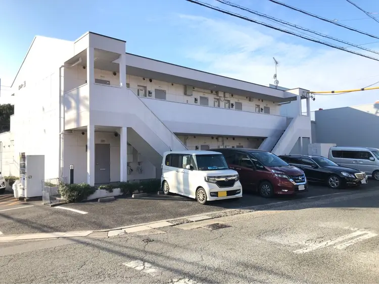 Chio-REの内観・外観1