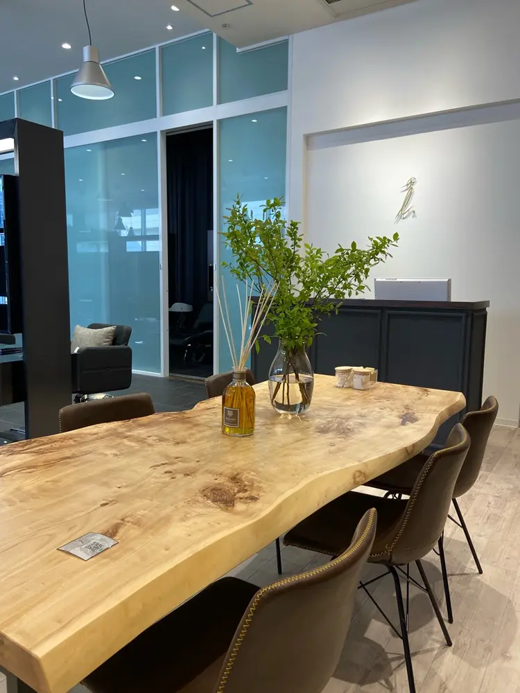 VIEW NEOの内観・外観1