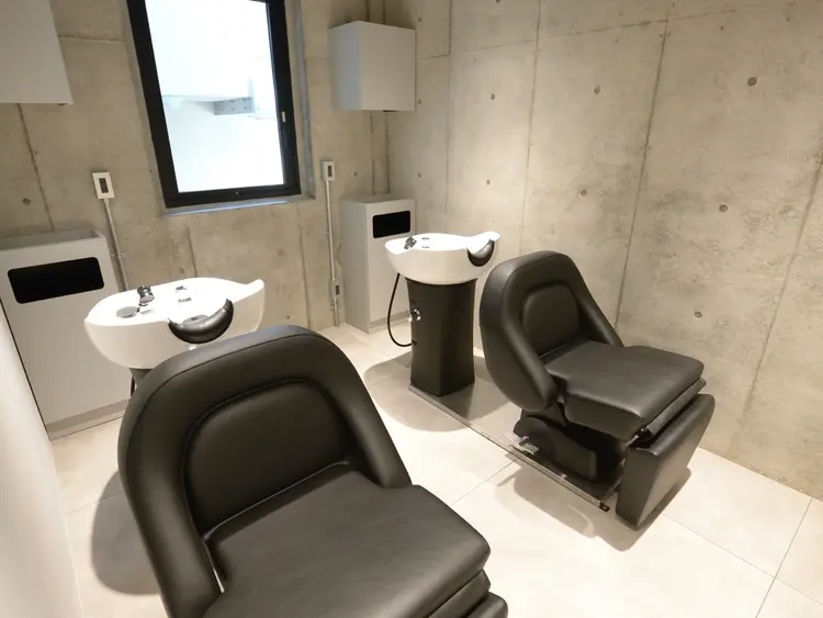 BAILLの内観・外観2