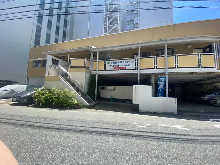 パルダラッシュリフトの内観・外観1