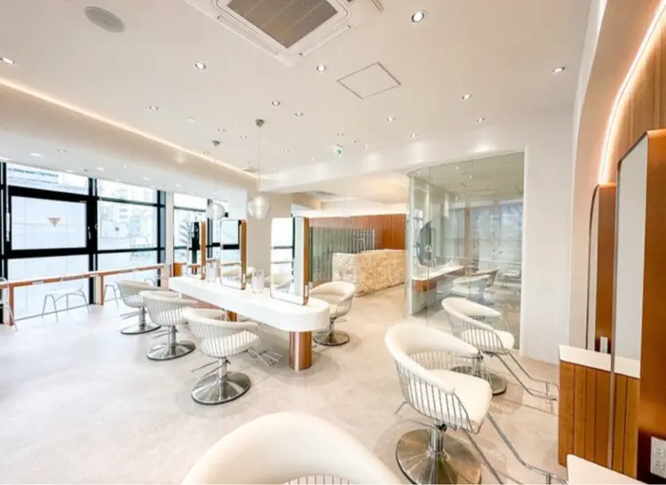 ill HAVANAの内観・外観1