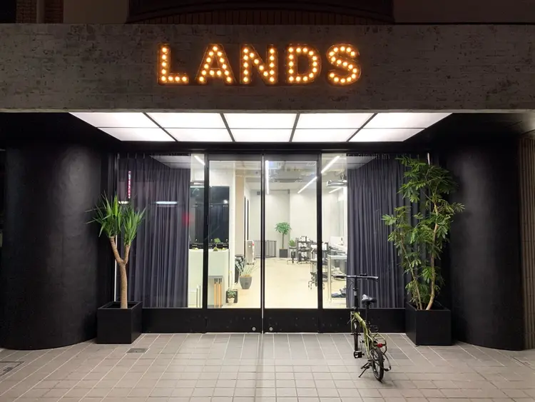 LANDSの内観・外観1