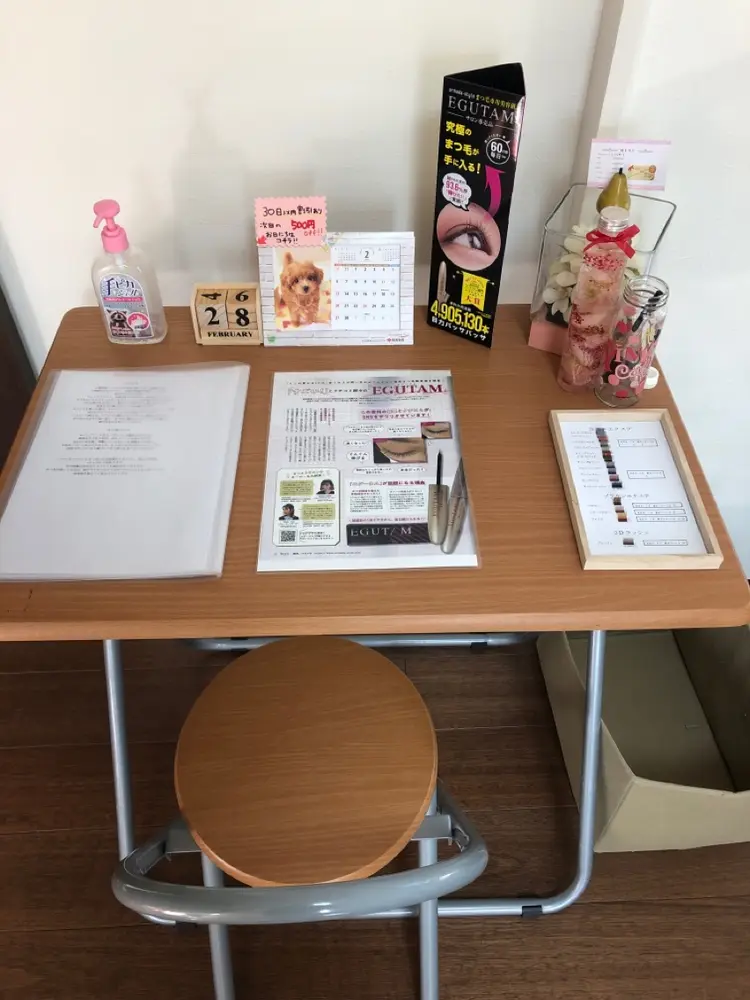 K&E lasheの内観・外観1