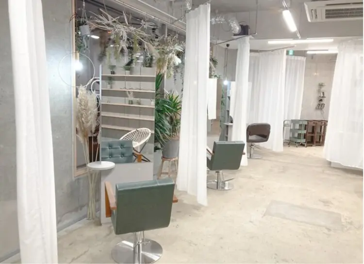 Roa hair & eyelashの内観・外観1