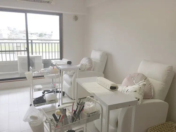 Ameri nailの内観・外観1