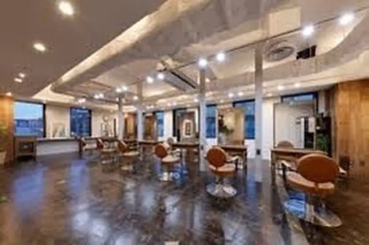 La  fith hair vogueの内観・外観1