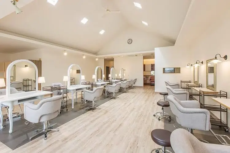 Uhair尾張旭店の内観・外観3