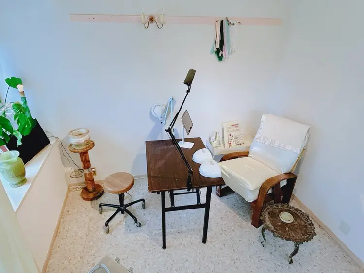 ネイルパレスの内観・外観1