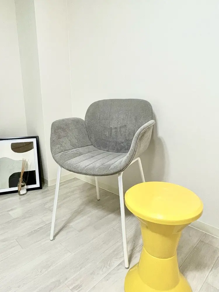 emuの内観・外観1